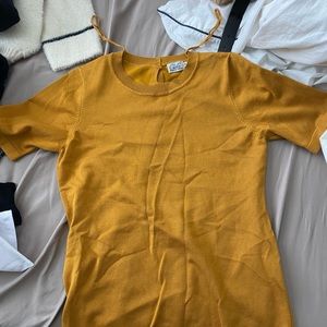 MUSTARD/ YELLOW cropped top